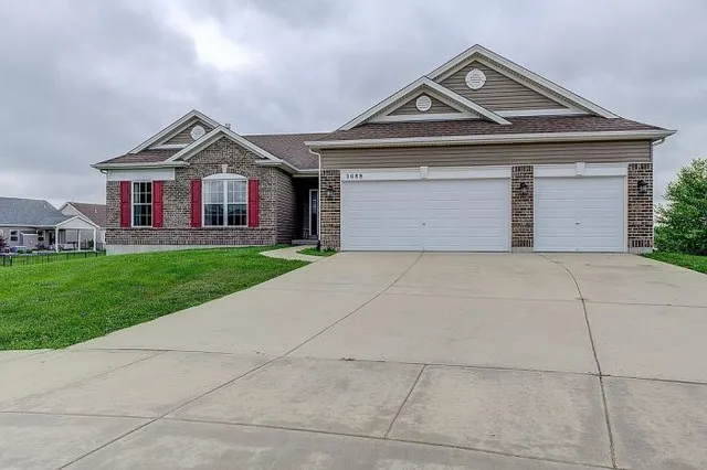 $580,000 | 3689 Sweetwater Crossing Place, St. Charles, MO 63301