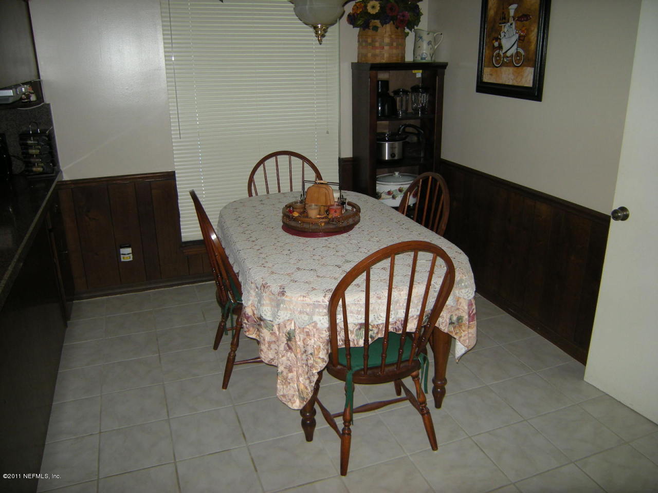 1028 Martinique Road Jacksonville, FL 32216 - Photo 11 of 33 Breakfast nook