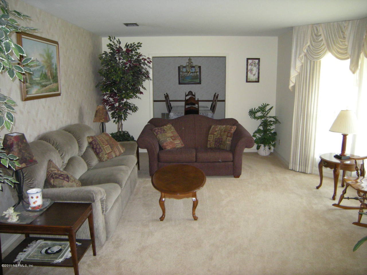 1028 Martinique Road Jacksonville, FL 32216 - Photo 18 of 33 Formal Livingroom