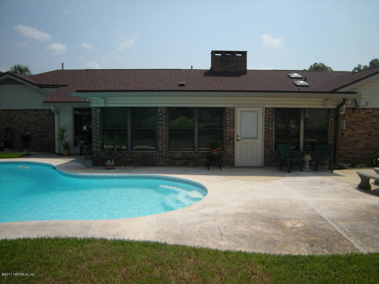 1028 Martinique Road Jacksonville, FL 32216 - Photo 29 of 33 Rear of house