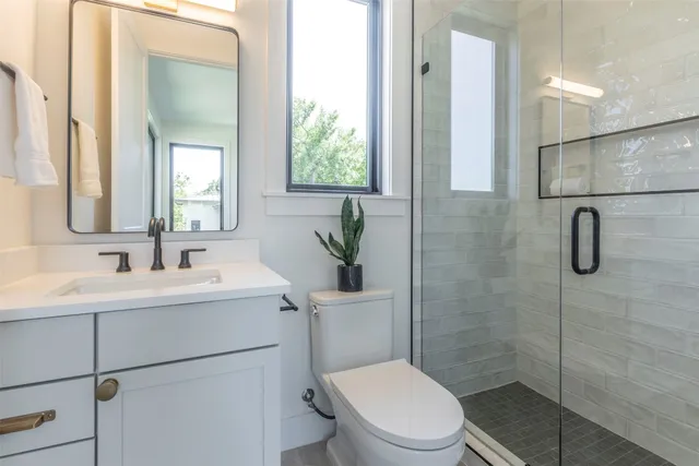 $1,600,000 | 6905 Daugherty Street, Austin, TX 78757