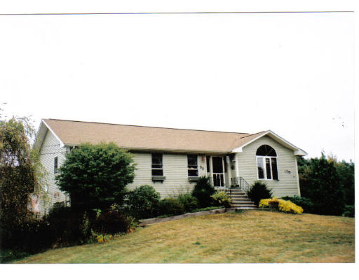 89 Stephen French Road Swansea, MA 02777 - Photo 1 of 10 Gallery Image 1