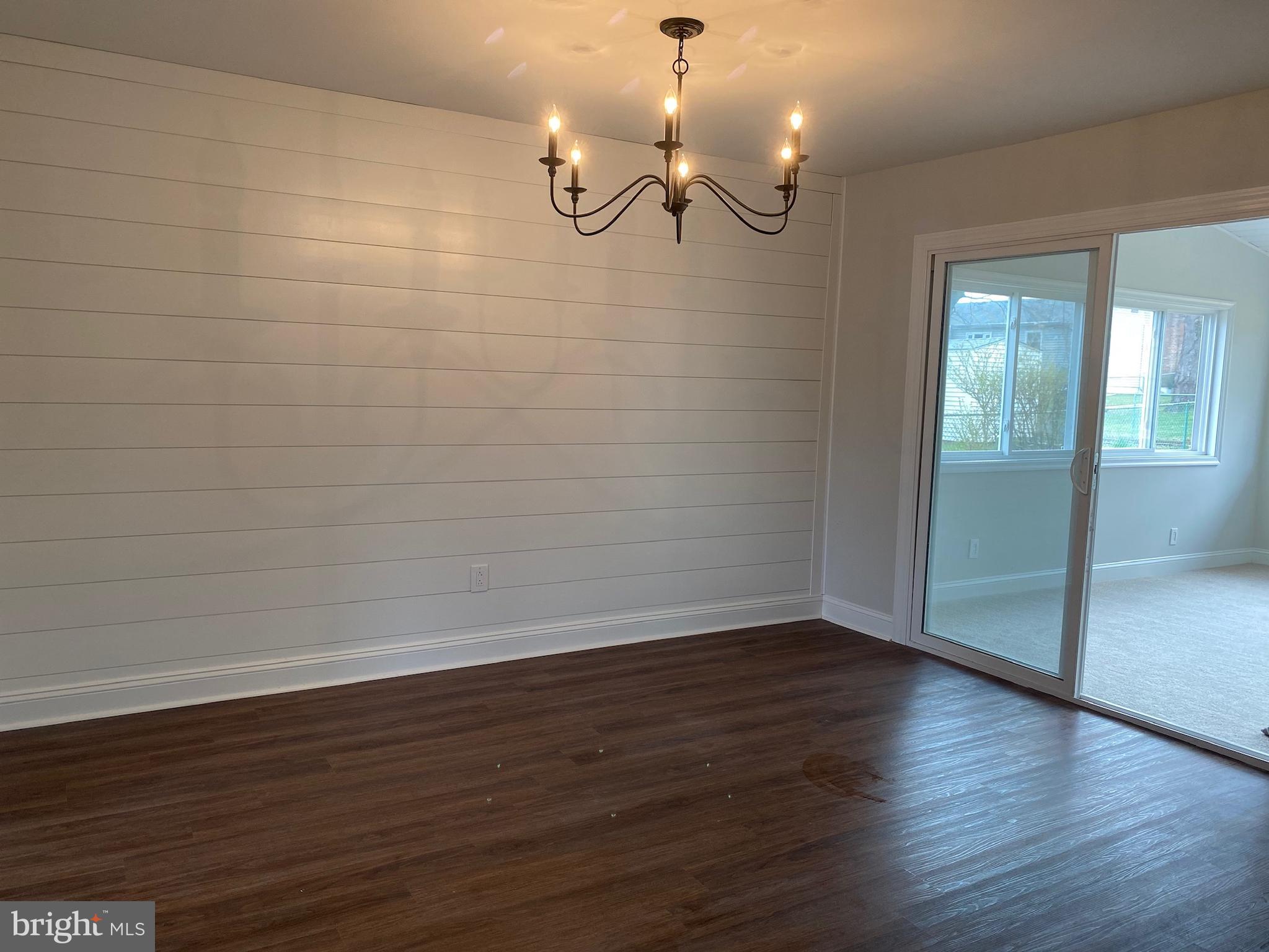 522 Rohach Road Aston, PA 19014 - Photo 12 of 38