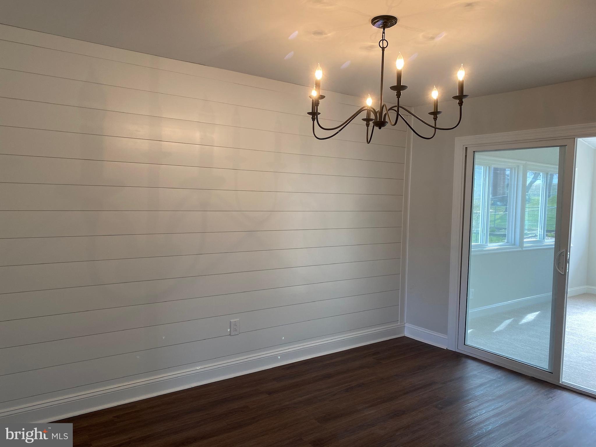 522 Rohach Road Aston, PA 19014 - Photo 13 of 38