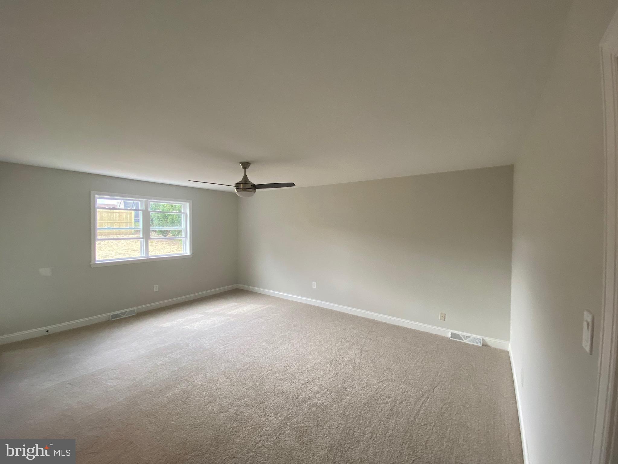 522 Rohach Road Aston, PA 19014 - Photo 23 of 38