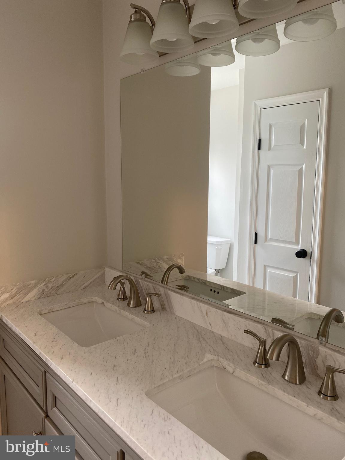 522 Rohach Road Aston, PA 19014 - Photo 27 of 38