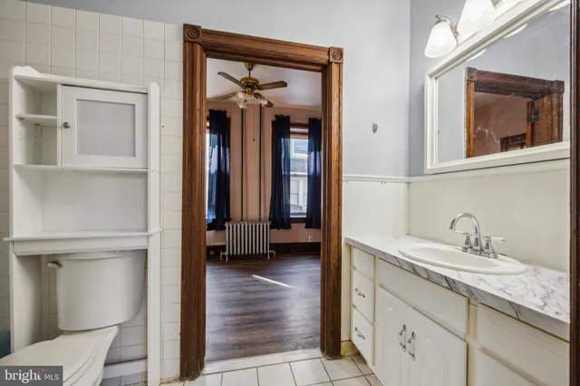 $375,000 | 11 South Cedar Lane, Upper Darby, PA 19082