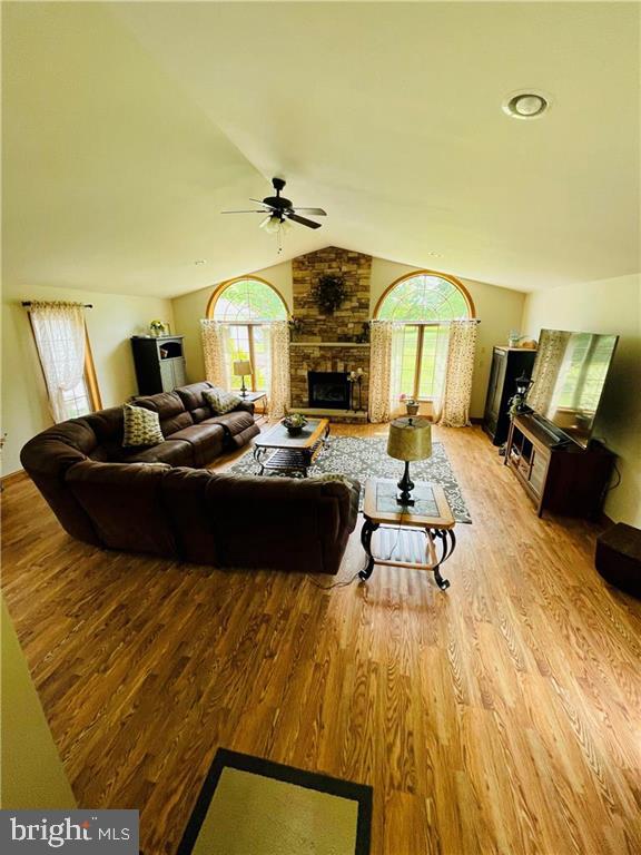 767 Mill Road Lehighton, PA 18235 - Photo 19 of 31 Living Room