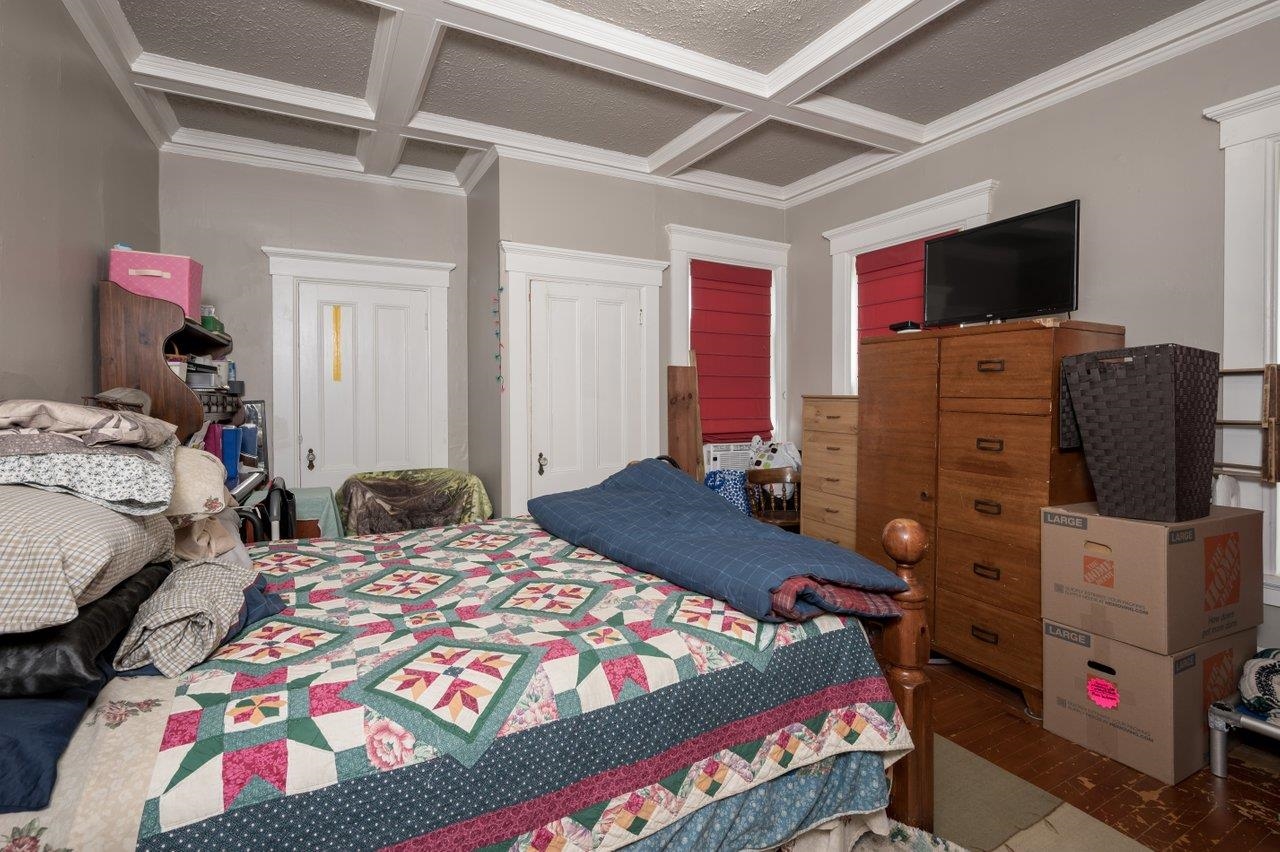 34 Charles Street Rochester, NH 03867 - Photo 7 of 36