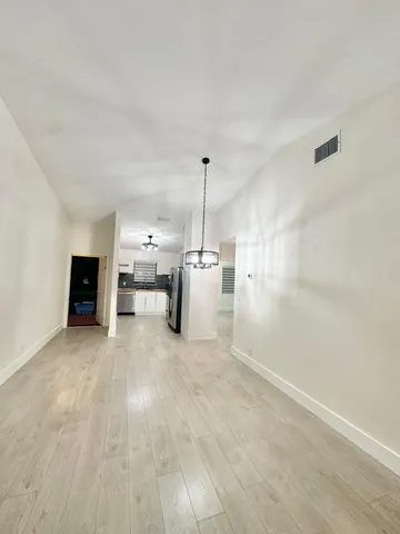 $2,600 | 3000 Norwood Place, Unit 201, Boca Raton, FL 33431