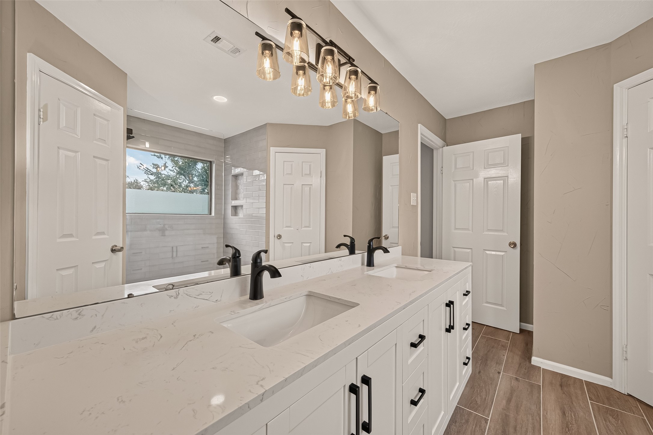 1030 Mabry Mill Road Houston, TX 77062 - Photo 37 of 45