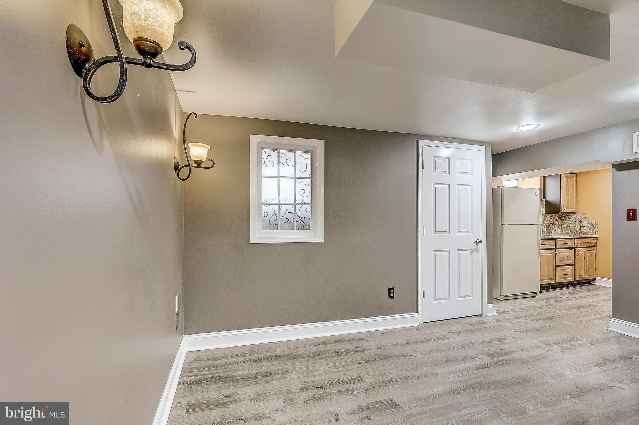 614 Warwick Road Baltimore, MD 21229 - Photo 19 of 44