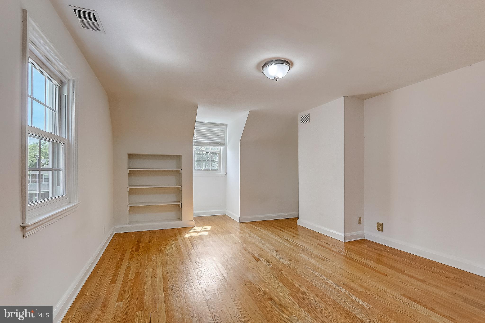 614 Warwick Road Baltimore, MD 21229 - Photo 33 of 44