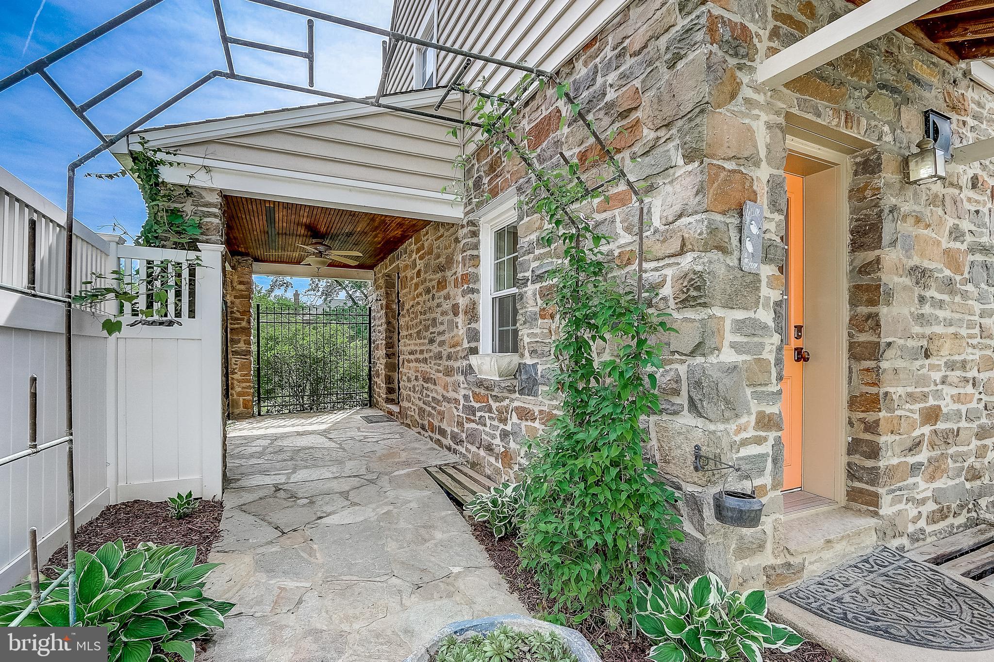 614 Warwick Road Baltimore, MD 21229 - Photo 40 of 44