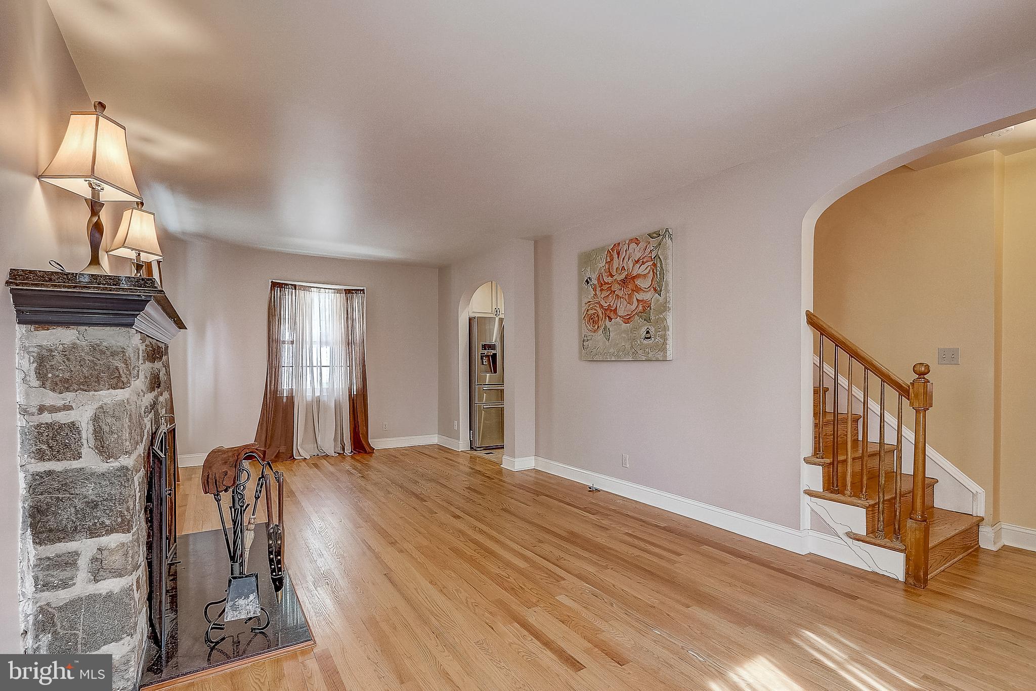 614 Warwick Road Baltimore, MD 21229 - Photo 5 of 44