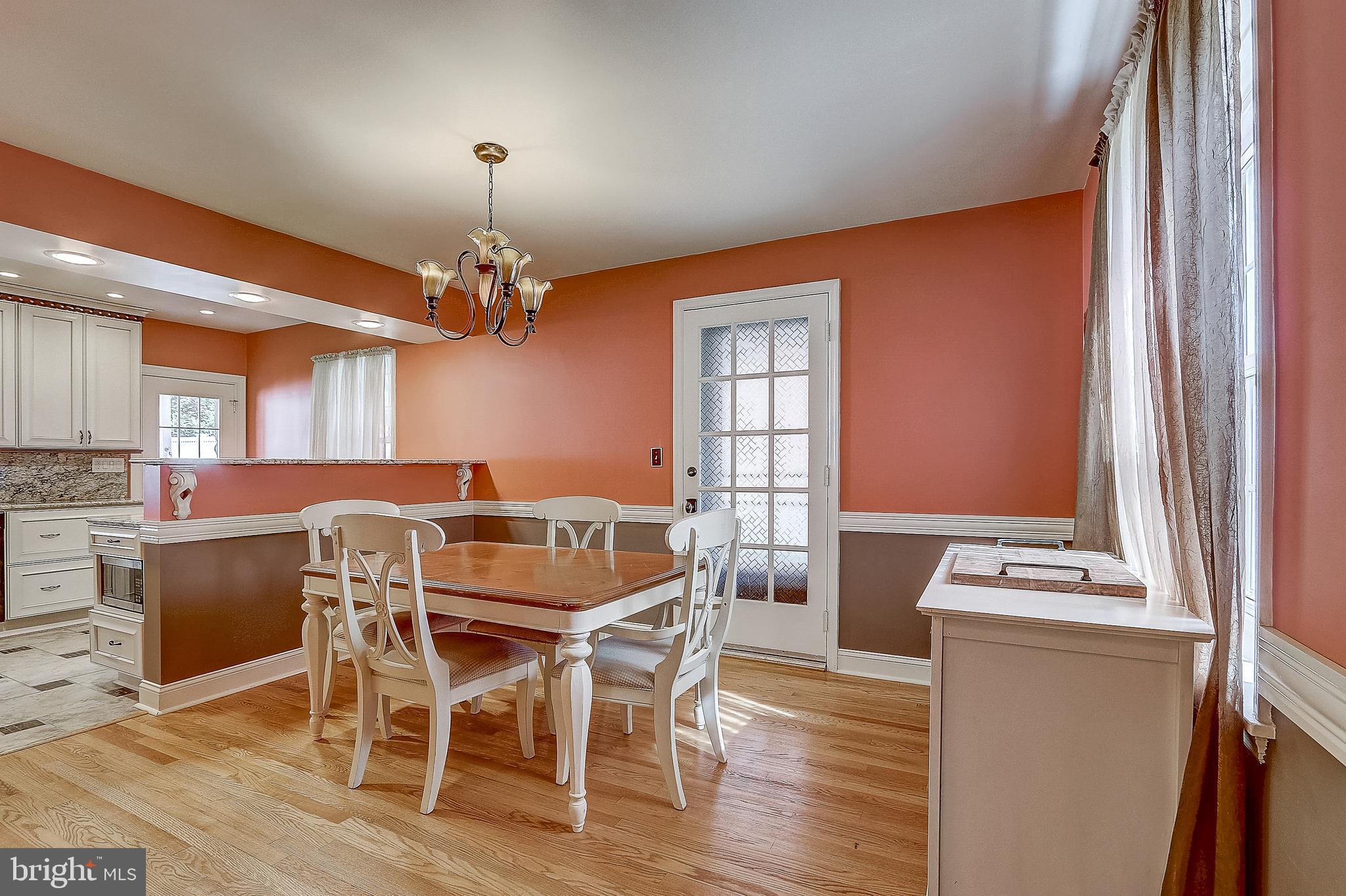 614 Warwick Road Baltimore, MD 21229 - Photo 9 of 44