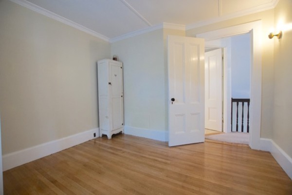 28 Maple Street Hamilton, MA 01982 - Photo 17 of 21