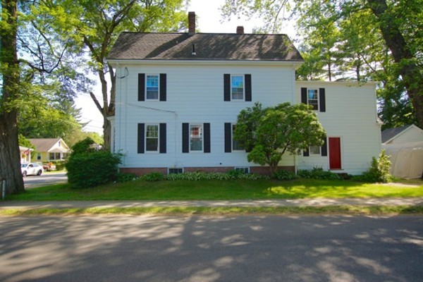 28 Maple Street Hamilton, MA 01982 - Photo 4 of 21