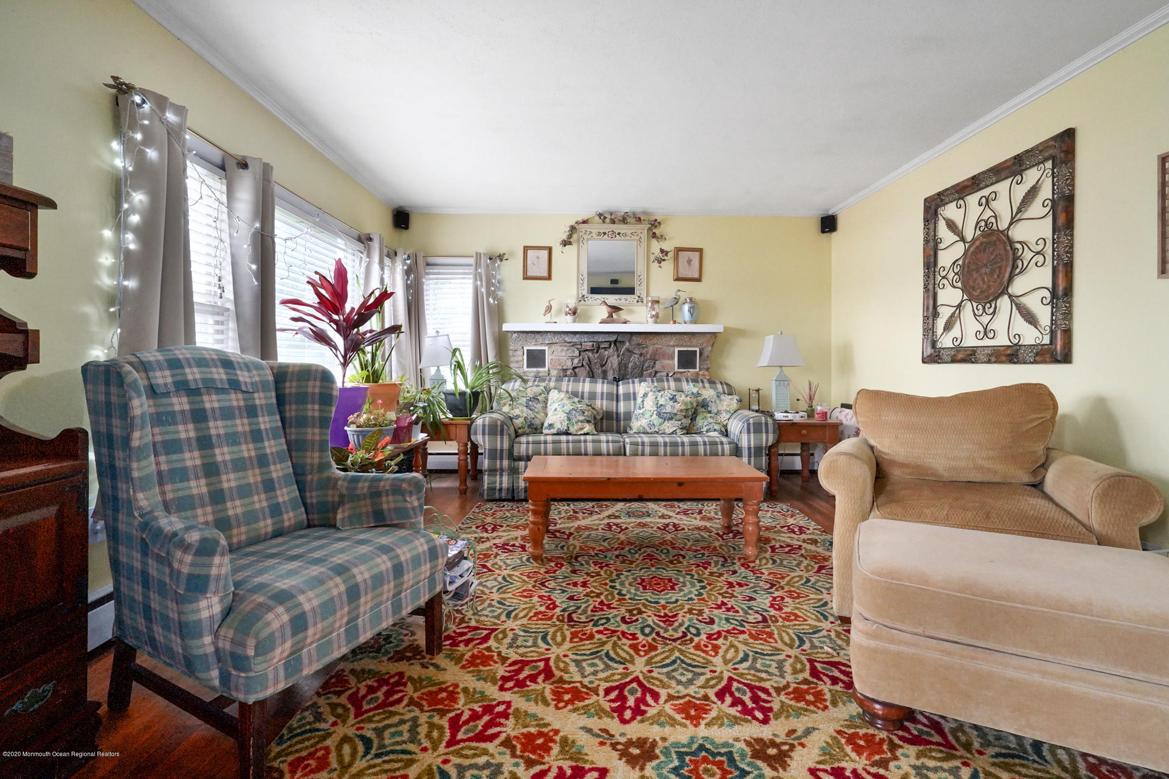 1118 Minnesink Road Manasquan, NJ 08736 - Photo 2 of 18 Living Room