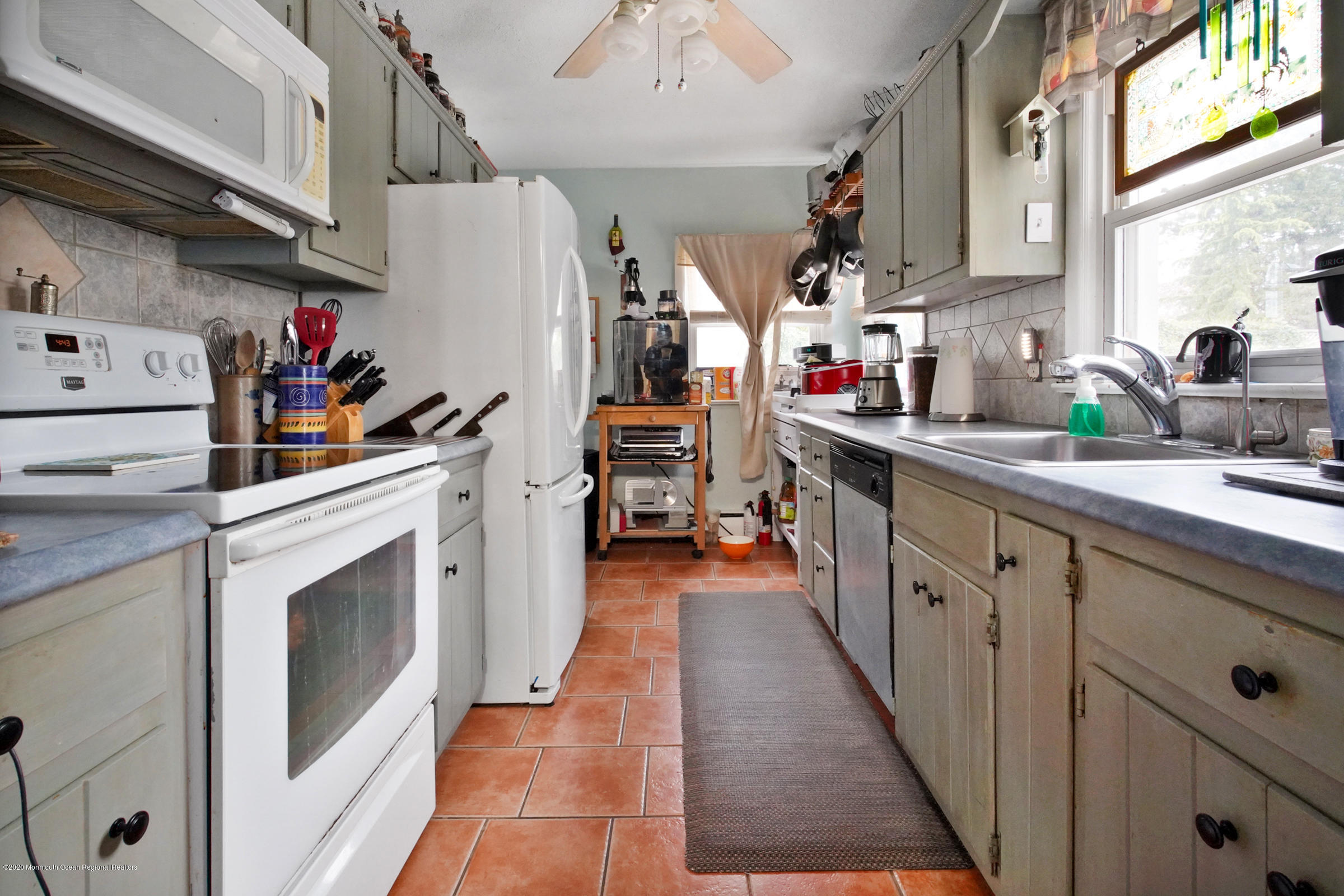 1118 Minnesink Road Manasquan, NJ 08736 - Photo 4 of 18 Kitchen
