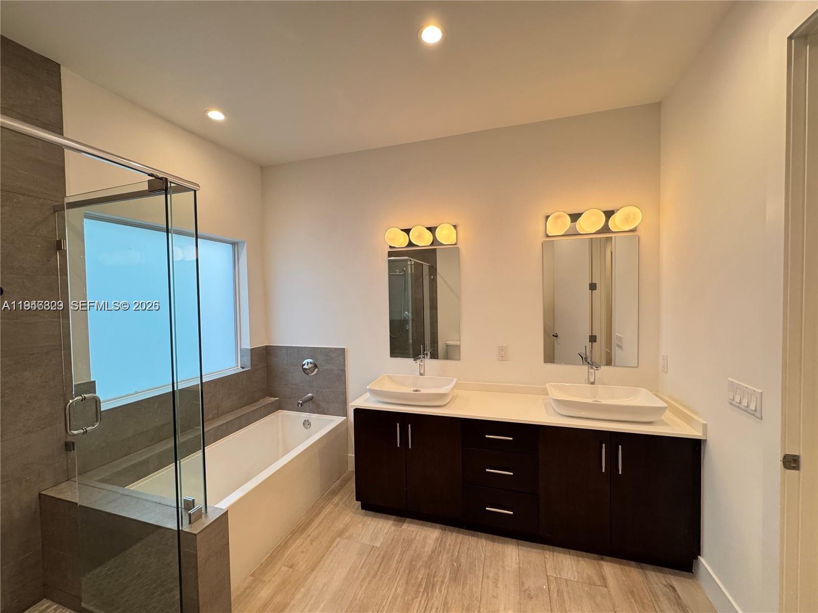 2933 Southwest 27th Terrace Miami, FL 33133 - Photo 17 of 32