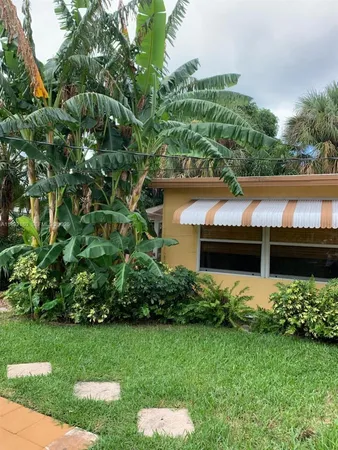 $1,295 | 1916 Coolidge Street, Unit 1, Hollywood, FL 33020