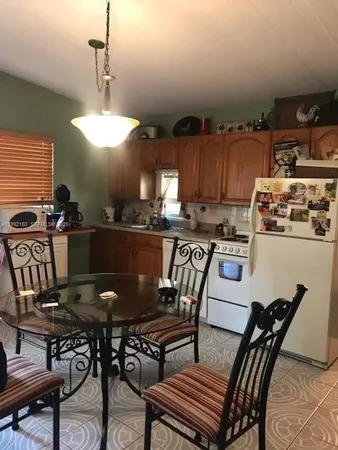 $1,295 | 1916 Coolidge Street, Unit 1, Hollywood, FL 33020