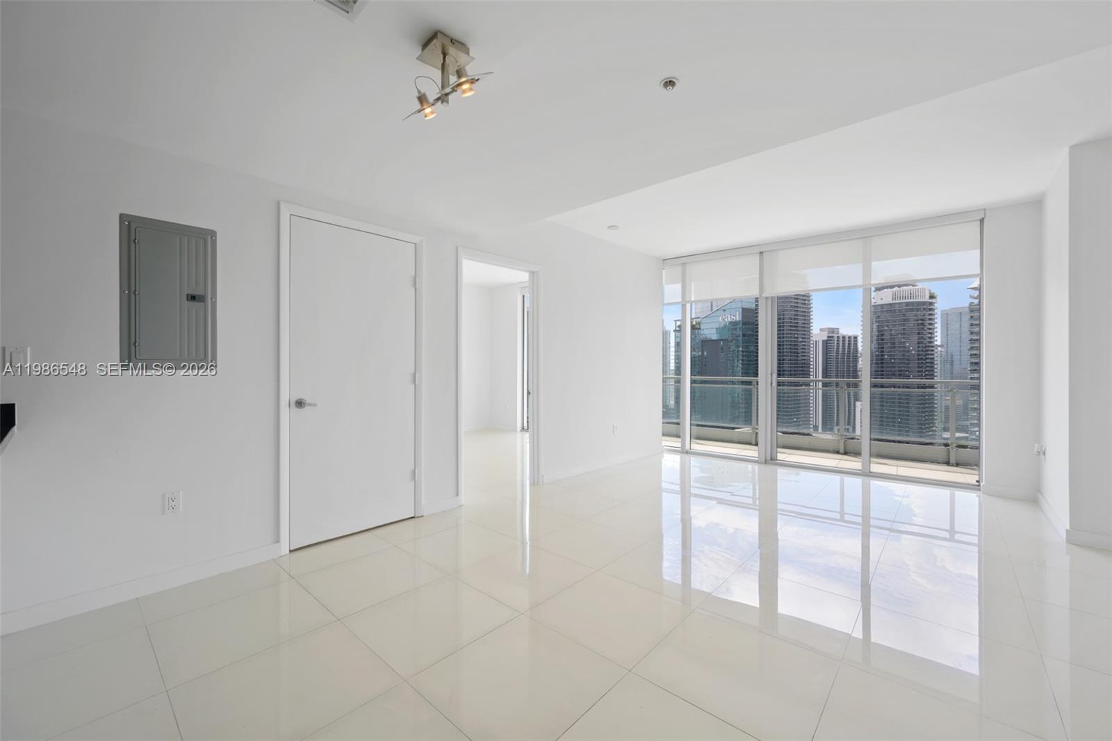 92 Southwest 3rd Street, Unit 3902 Miami, FL 33130 - Photo 1 of 29 Photo 1