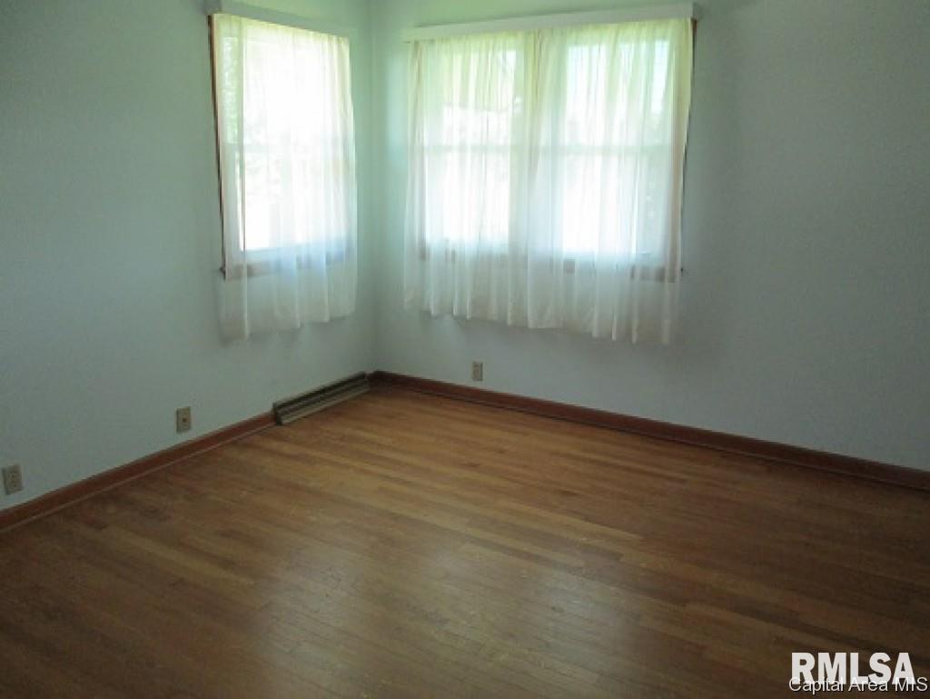 2190 Literberry Prentice Road Jacksonville, IL 62650 - Photo 5 of 10