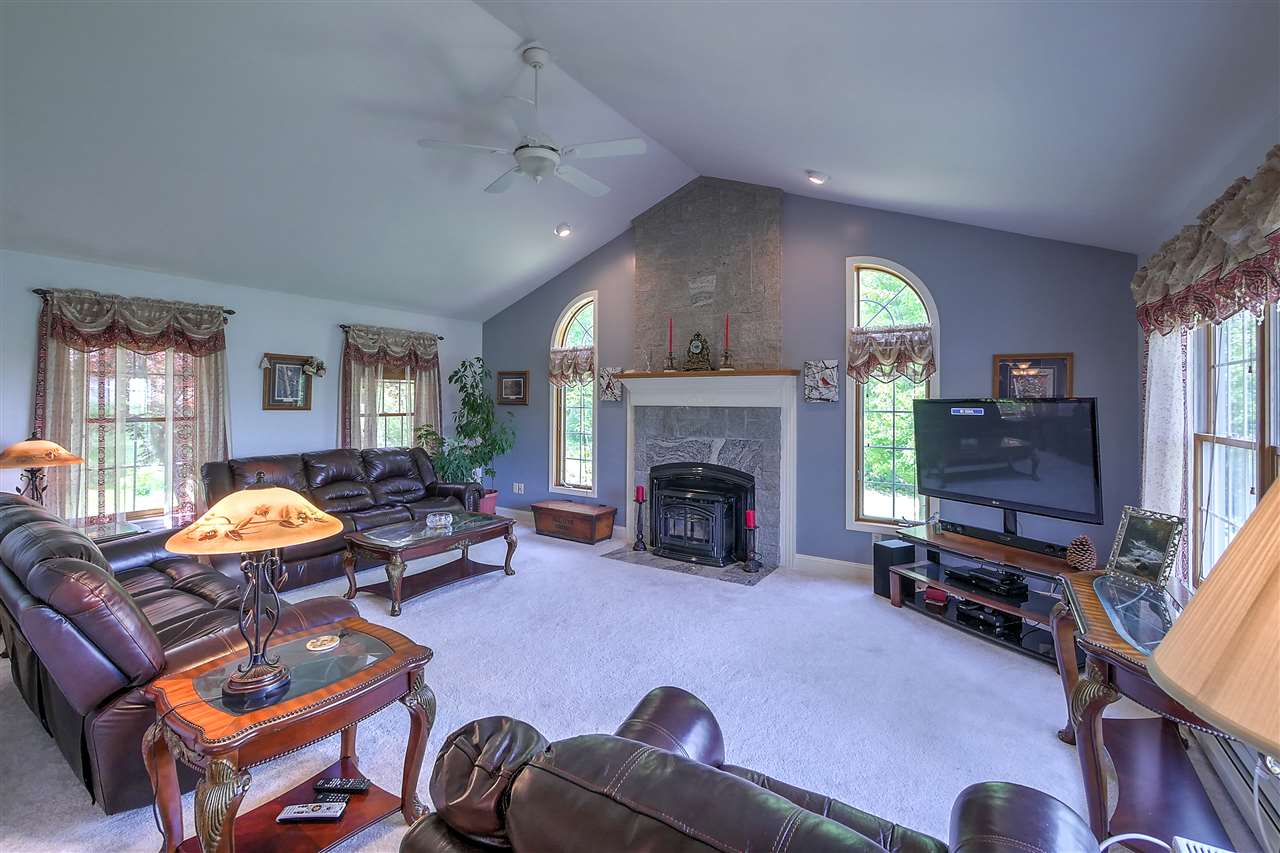 58 Diamond Hill Road Candia, NH 03034 - Photo 27 of 40