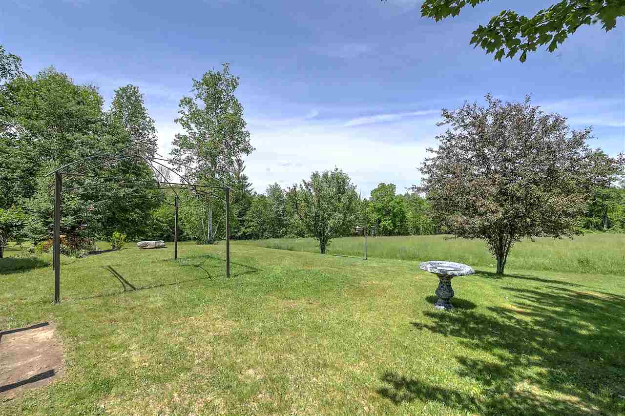 58 Diamond Hill Road Candia, NH 03034 - Photo 8 of 40