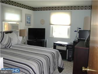 518 Lowell Road Warminster, PA 18974 - Photo 11 of 12 Bedroom 2