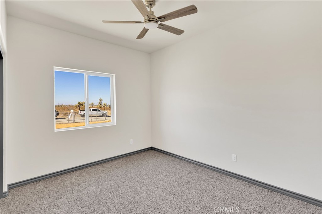 12015 Rosado Road Pinon Hills, CA 92372 - Photo 23 of 41