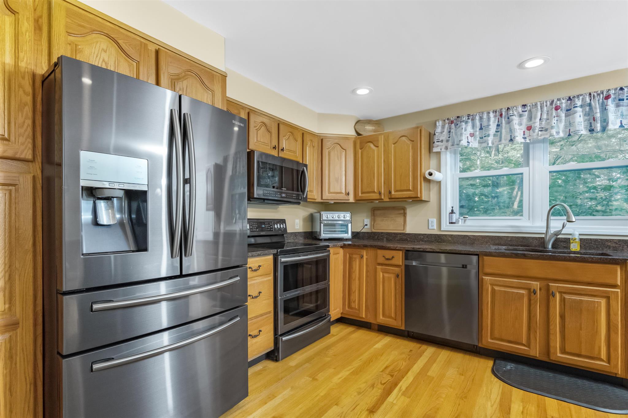 13 Sampson Road Rochester, NH 03867 - Photo 11 of 40