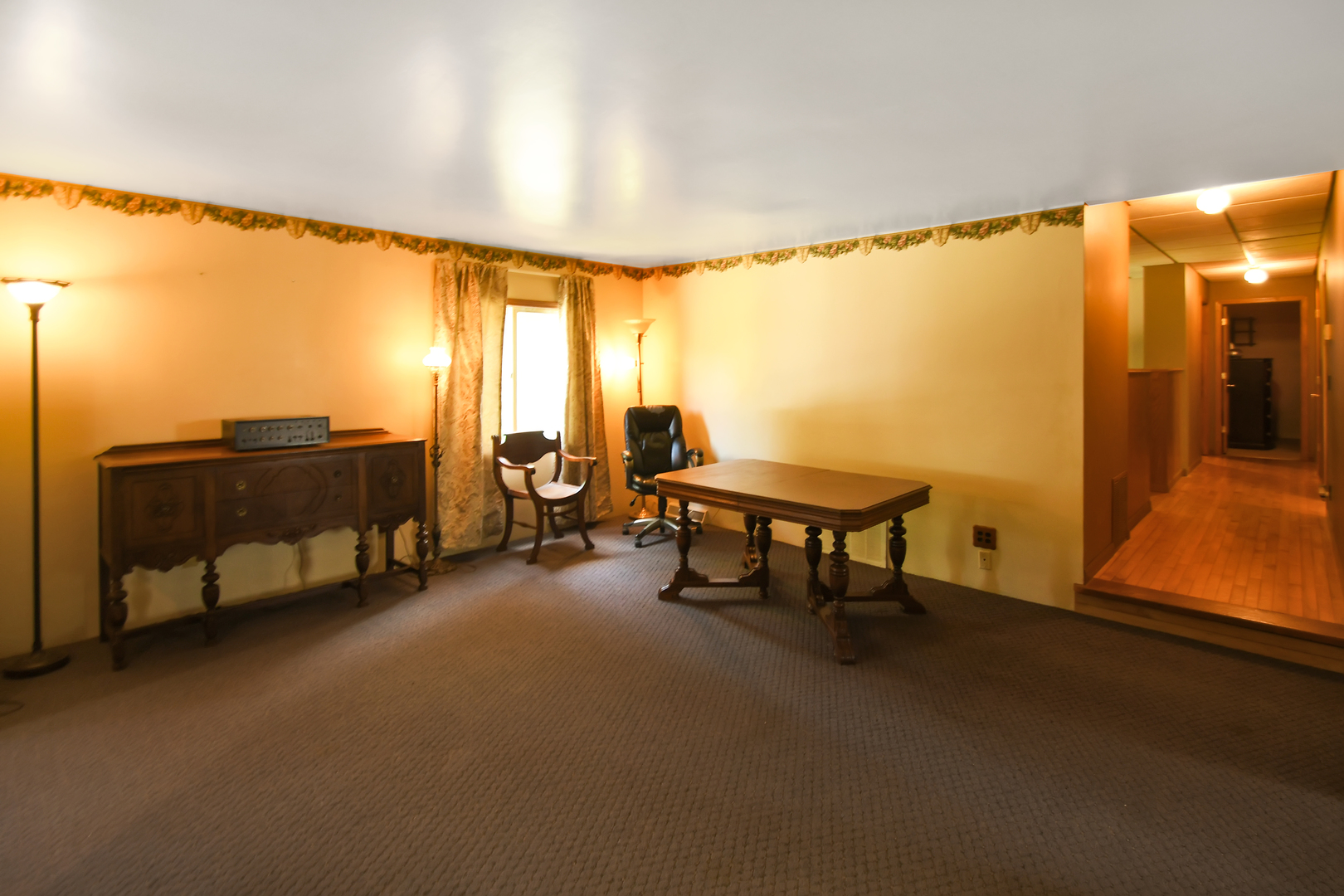 2855 North Dwight Road Morris, IL 60450 - Photo 8 of 15 a living room with furniture and a large window