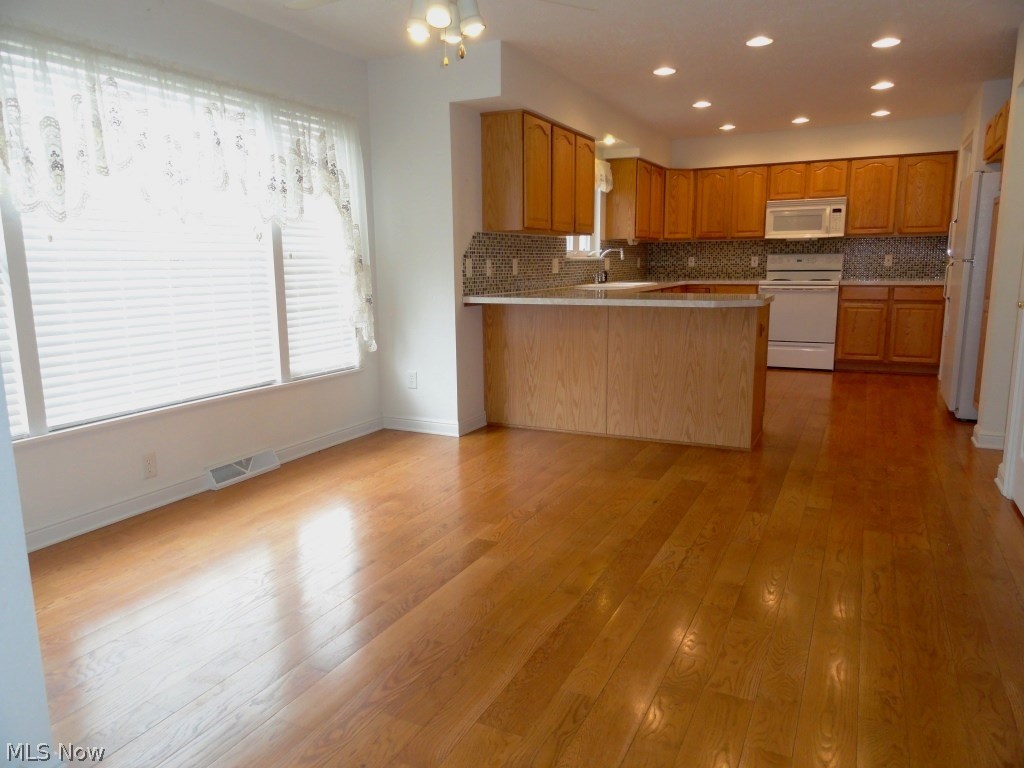4197 Wood Road Madison, OH 44057 - Photo 8 of 21 ... and beautiful hardwood flooring....
