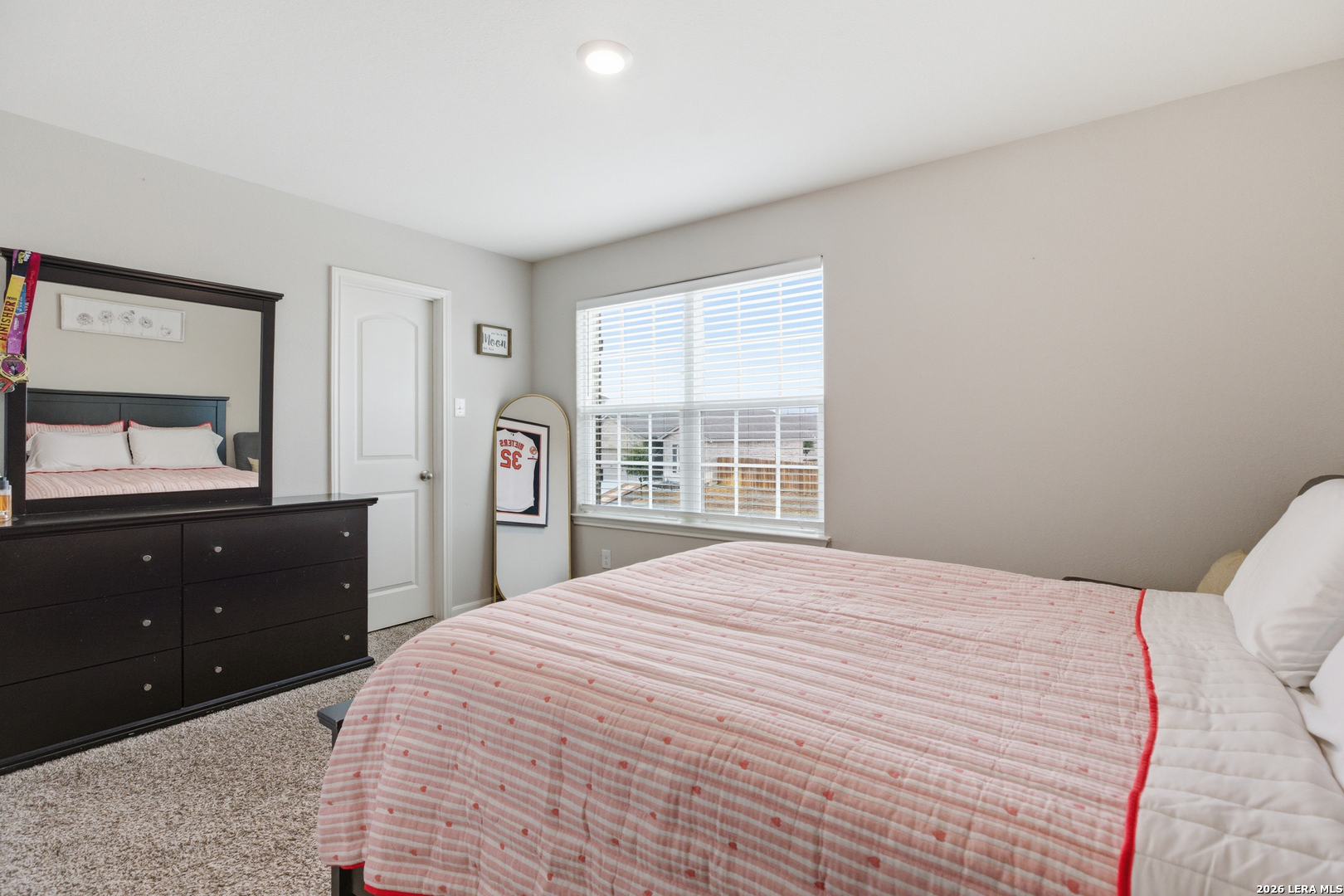 9142 Canvas Run Converse, TX 78109 - Photo 15 of 26