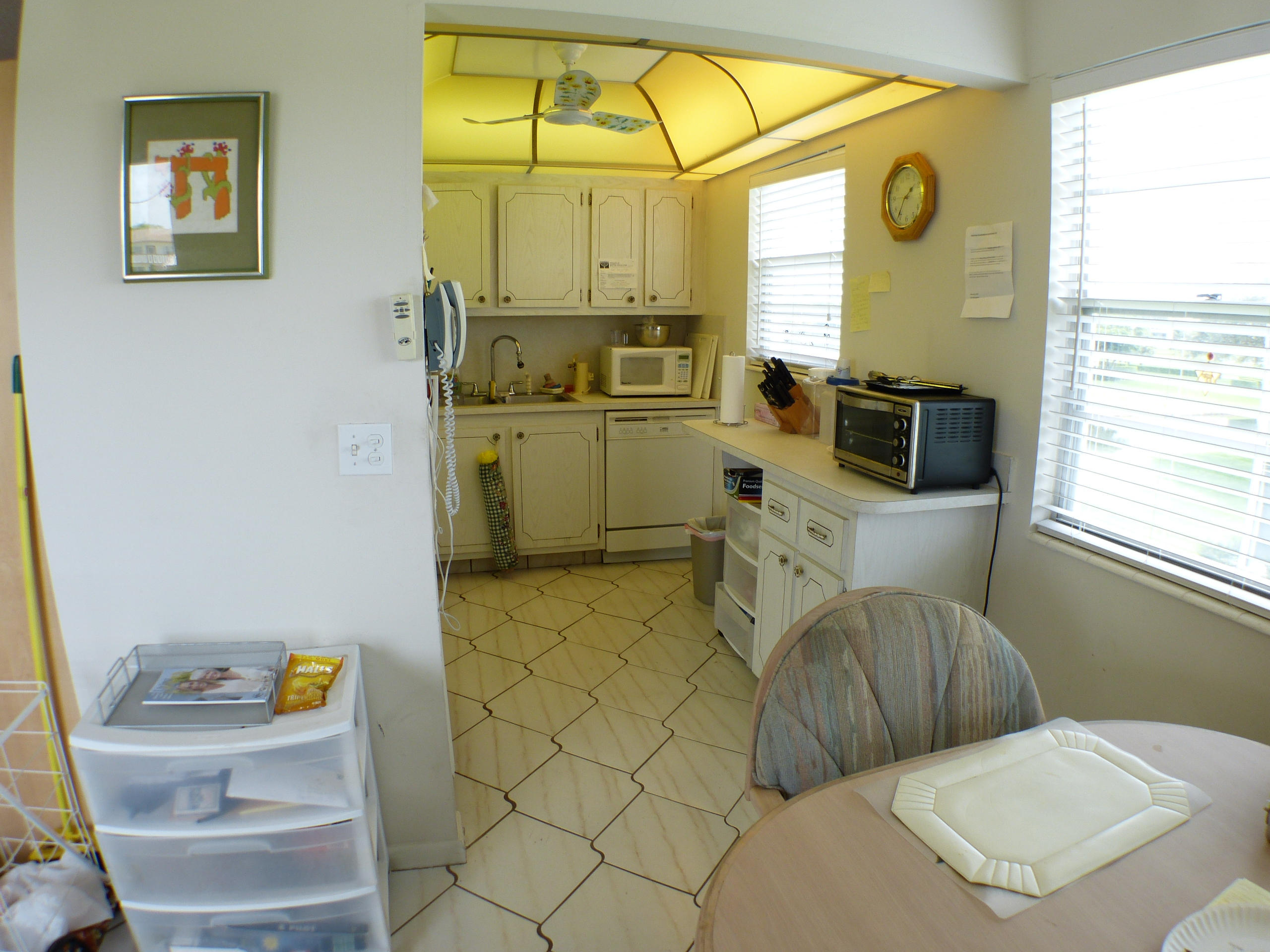 239 Preston F Boca Raton, FL 33434 - Photo 5 of 17 P1050789