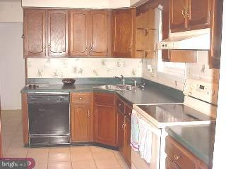 637 Meadowlark Road Audubon, PA 19403 - Photo 5 of 5 Gallery Image 5
