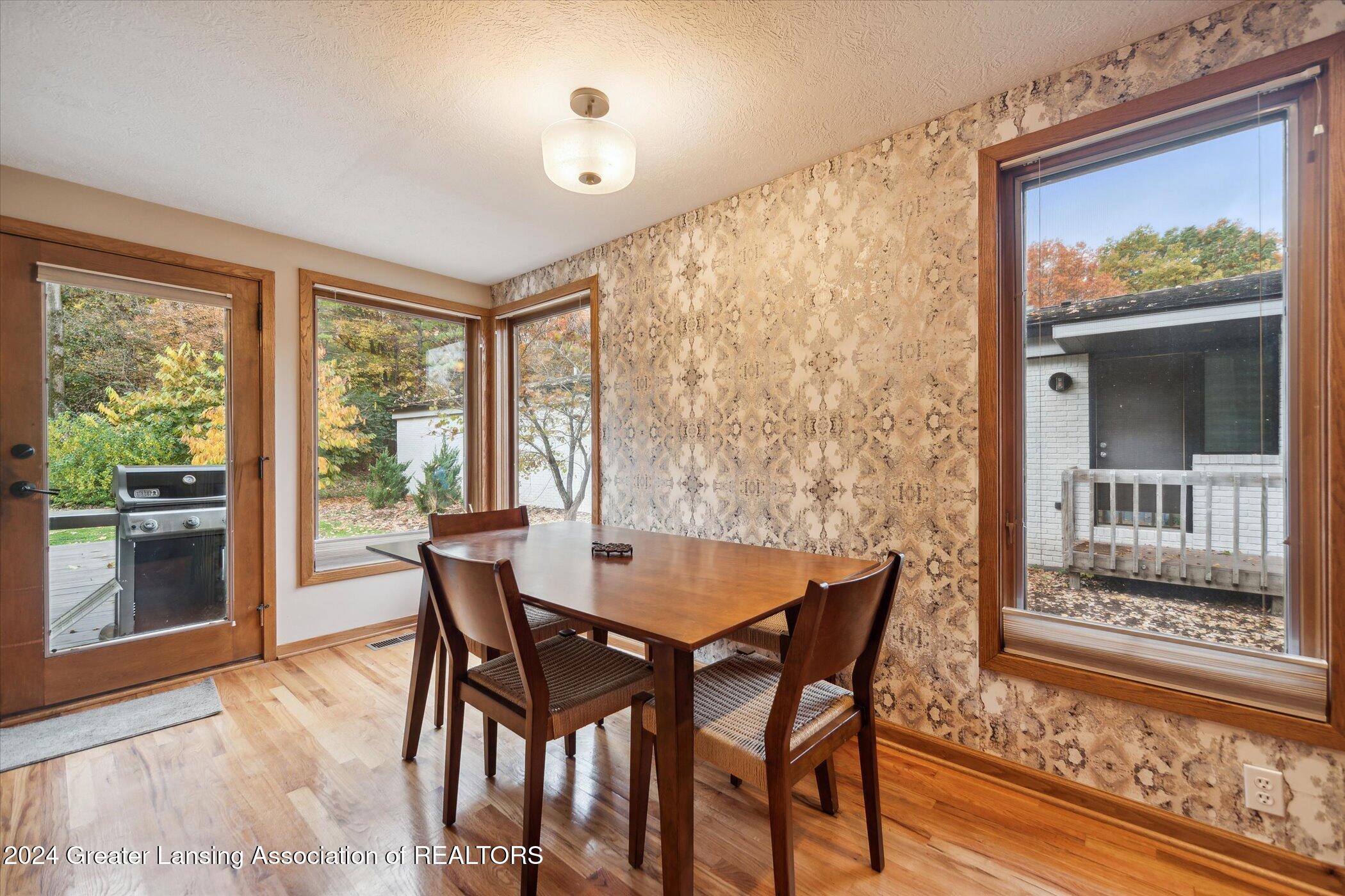 4353 Heartwood Road Okemos, MI 48864 - Photo 18 of 52 19-4353-Heartwood-Rd-Okemos-MI-48864-Win