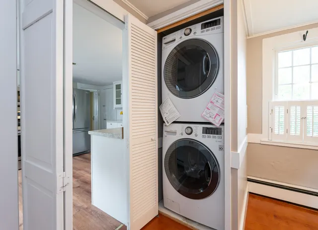 $650,000 | 10 Maple Street, Exeter, NH 03833