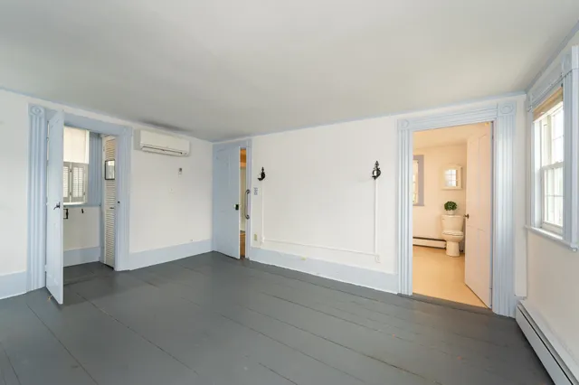 $650,000 | 10 Maple Street, Exeter, NH 03833