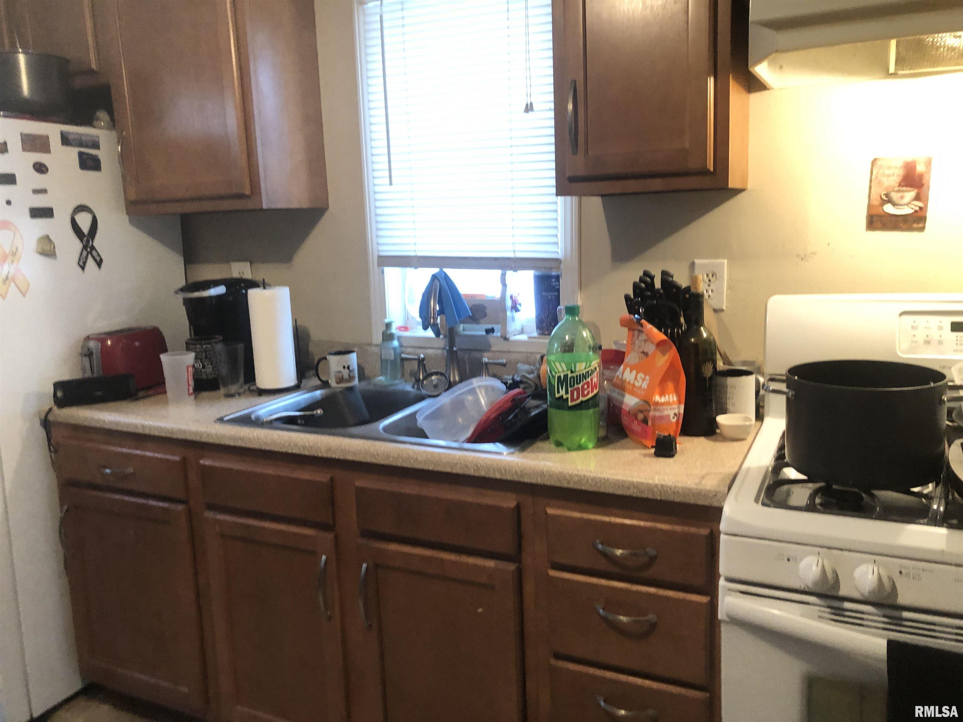 1624 North 28th Street Springfield, IL 62702 - Photo 7 of 11