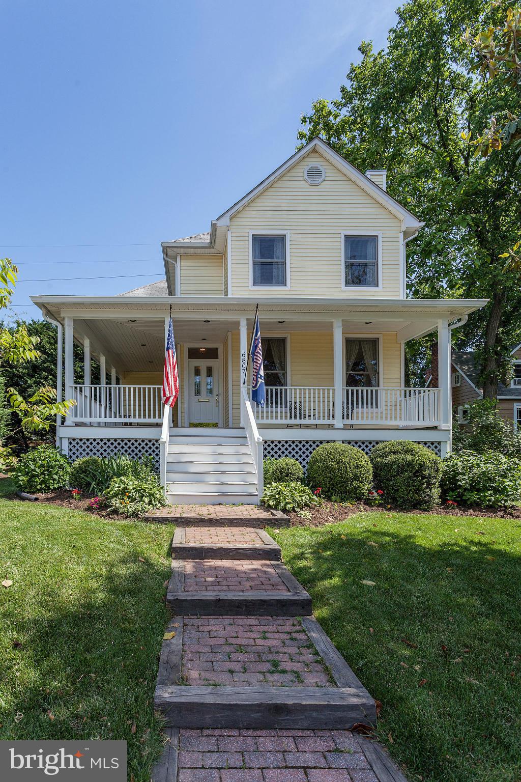 6807 19th Road North Arlington, VA 22213 - Photo 2 of 30 Exterior (Front)