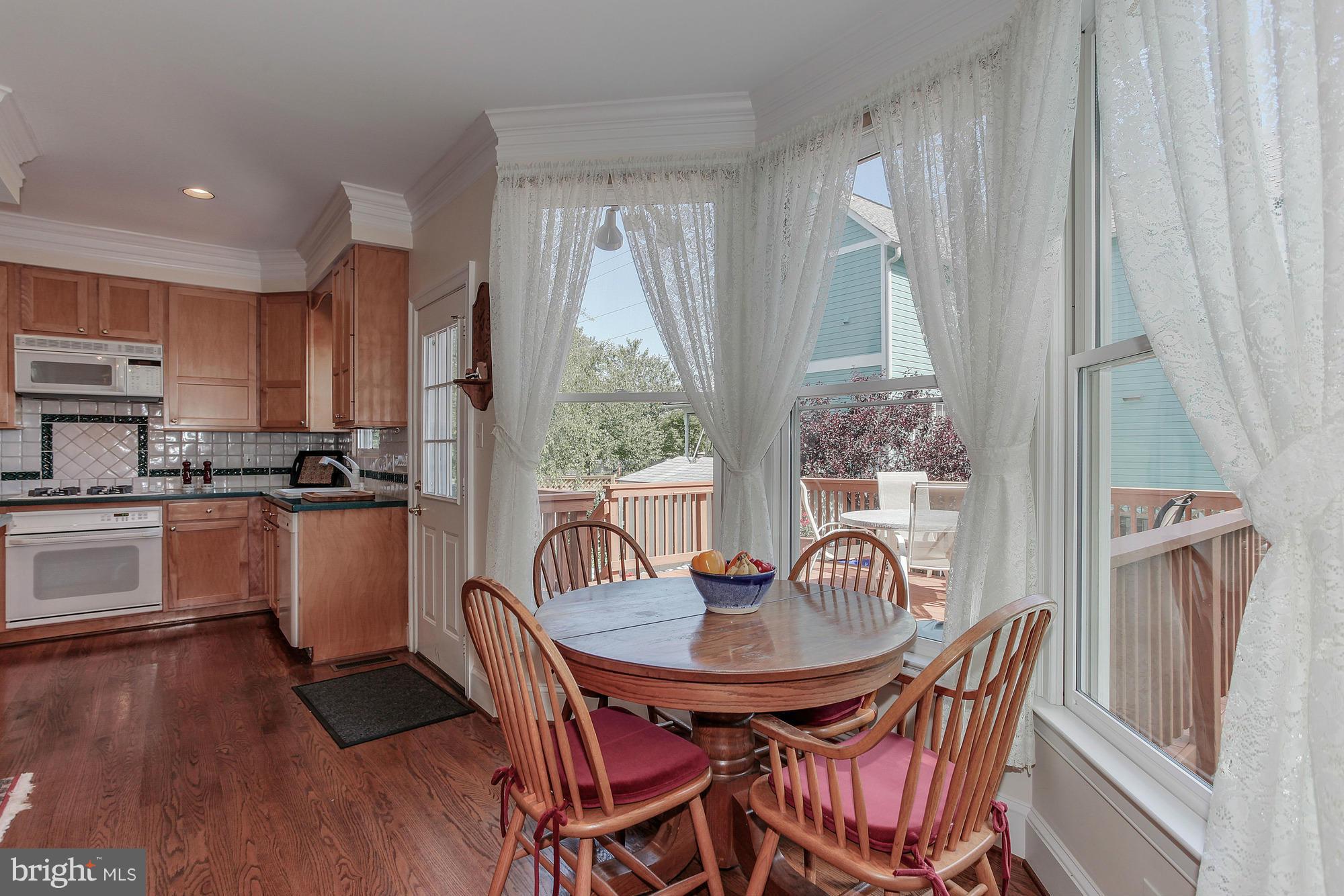 6807 19th Road North Arlington, VA 22213 - Photo 14 of 30 Interior (General)