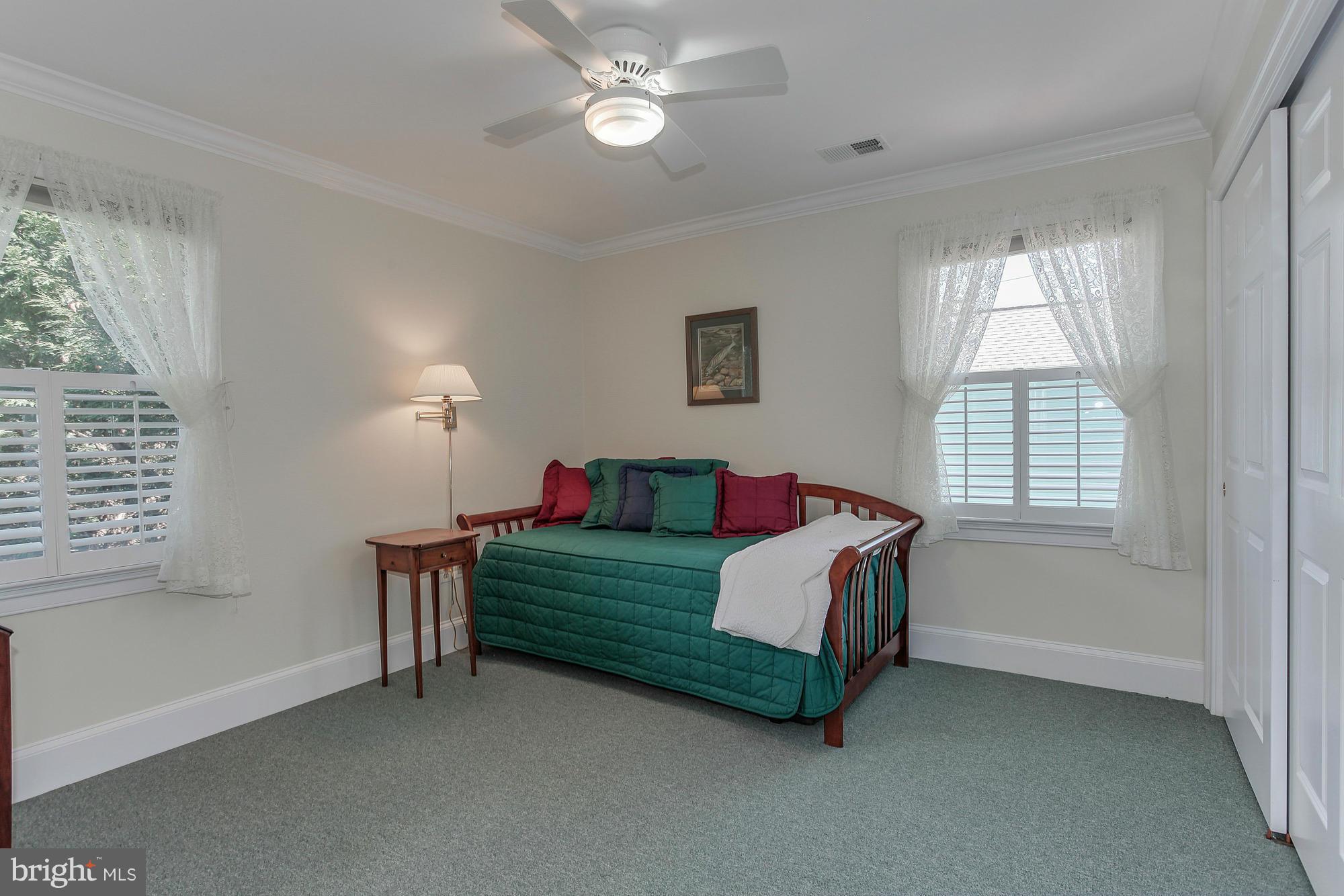 6807 19th Road North Arlington, VA 22213 - Photo 21 of 30 Bedroom