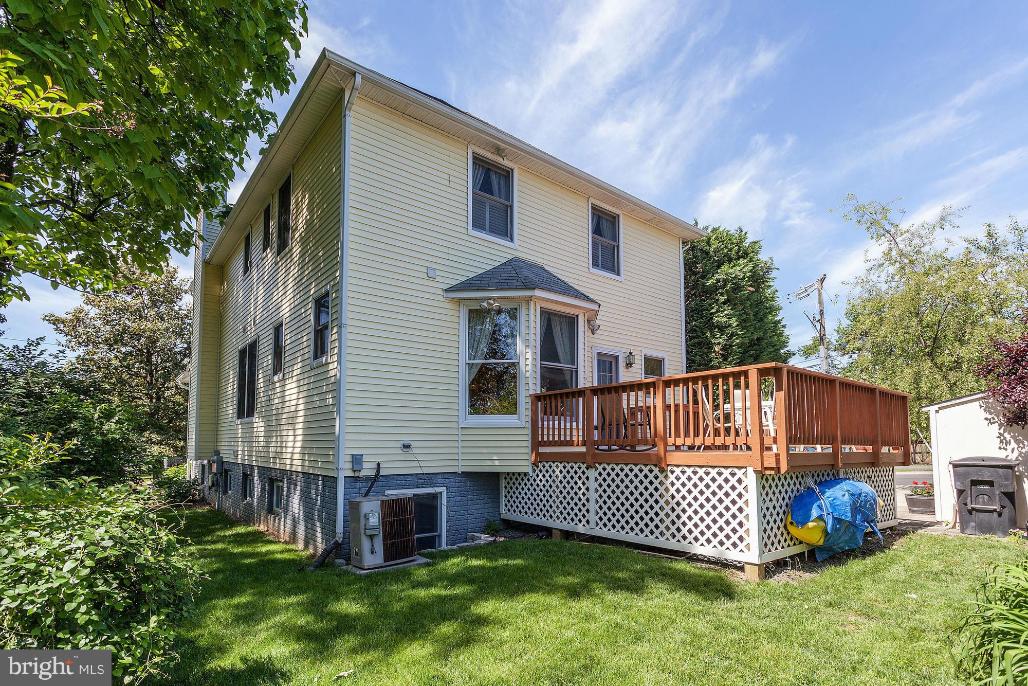 6807 19th Road North Arlington, VA 22213 - Photo 29 of 30 Exterior (Rear)