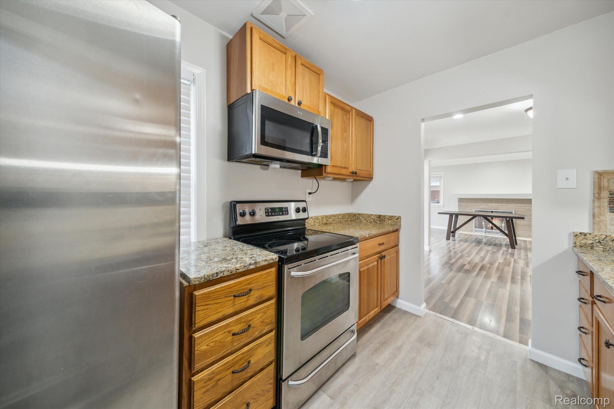 4430 Chicago Road Warren, MI 48092 - Photo 11 of 35 Gallery Image 11