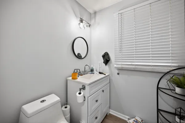 $290,000 | 5012 Forest Side Drive, Flint, MI 48532