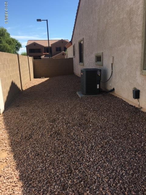 15988 West Mercer Lane Surprise, AZ 85379 - Photo 16 of 21 IMG_1051